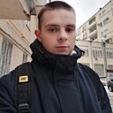 Лёня, 25 лет