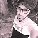 J A, 28 лет