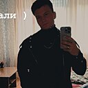 Михаил, 21 год