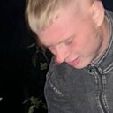 Максим, 22 года