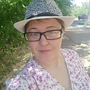 Одна, 36 лет