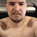 Илья, 32 года