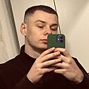Денис, 22 года