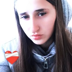 Фотография девушки Эзоза, 19 лет из г. Макеевка