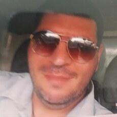 Фотография мужчины Bogdan, 48 лет из г. București