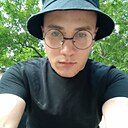 Весел, 23 года