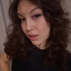 Фотография девушки Ангелина, 24 года из г. Санкт-Петербург