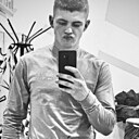 Антон, 22 года