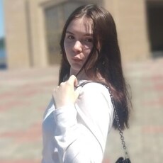 Фотография девушки Олеся, 18 лет из г. Ульяновск