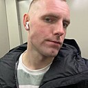 Максим, 22 года