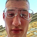 Женек, 22 года