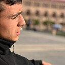 Мно, 22 года