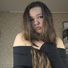 Фотография девушки Arina, 19 лет из г. Мурманск