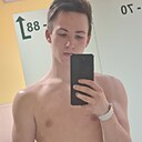 Артем, 18 лет
