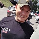 Макс, 32 года