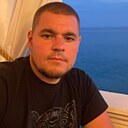 Макс, 33 года