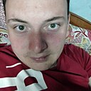 Денис, 24 года