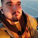 Артём, 22 года