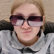 Фотография девушки Лиза, 18 лет из г. Вологда