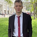 Максим, 22 года