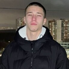 Фотография мужчины Амир, 18 лет из г. Москва