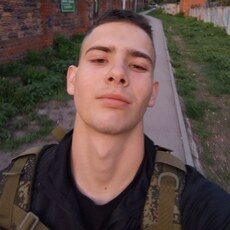Фотография мужчины Илья, 19 лет из г. Рязань