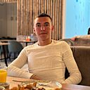Артур, 22 года