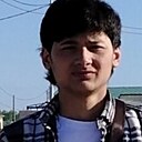 Абдунаби, 18 лет