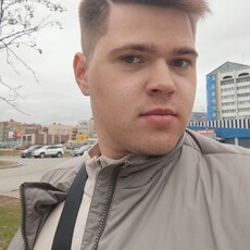 Фотография мужчины Илья, 18 лет из г. Южно-Сахалинск