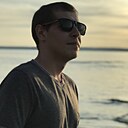 Макс, 33 года