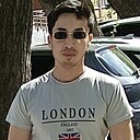 Лев, 25 лет