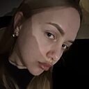 Оля, 22 года