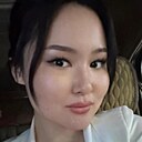 Sara, 21 год
