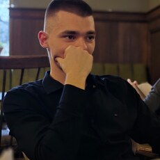 Фотография мужчины Илья, 19 лет из г. Бобруйск