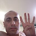 Акбар, 45 лет