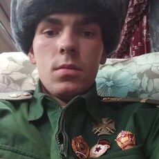 Фотография мужчины Владимир, 23 года из г. Комсомольск-на-Амуре