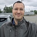 Михаил, 33 года