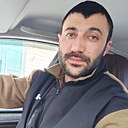 Artur, 33 года