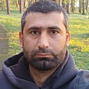 Проси Да, 33 года