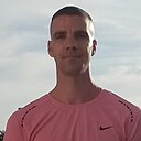Максим, 32 года