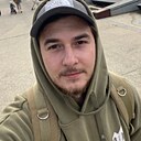 Максим, 22 года