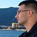 Ал, 22 года
