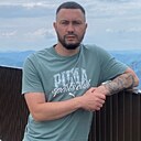 Денис, 33 года