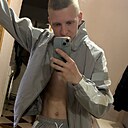 Валерий, 22 года