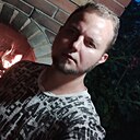 Денис, 24 года