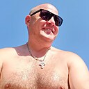 Михаил, 42 года