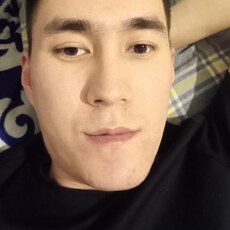 Фотография мужчины Adil, 29 лет из г. Алматы