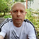 Willy, 44 года