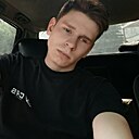 Максим, 22 года