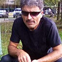 Гор, 47 лет
